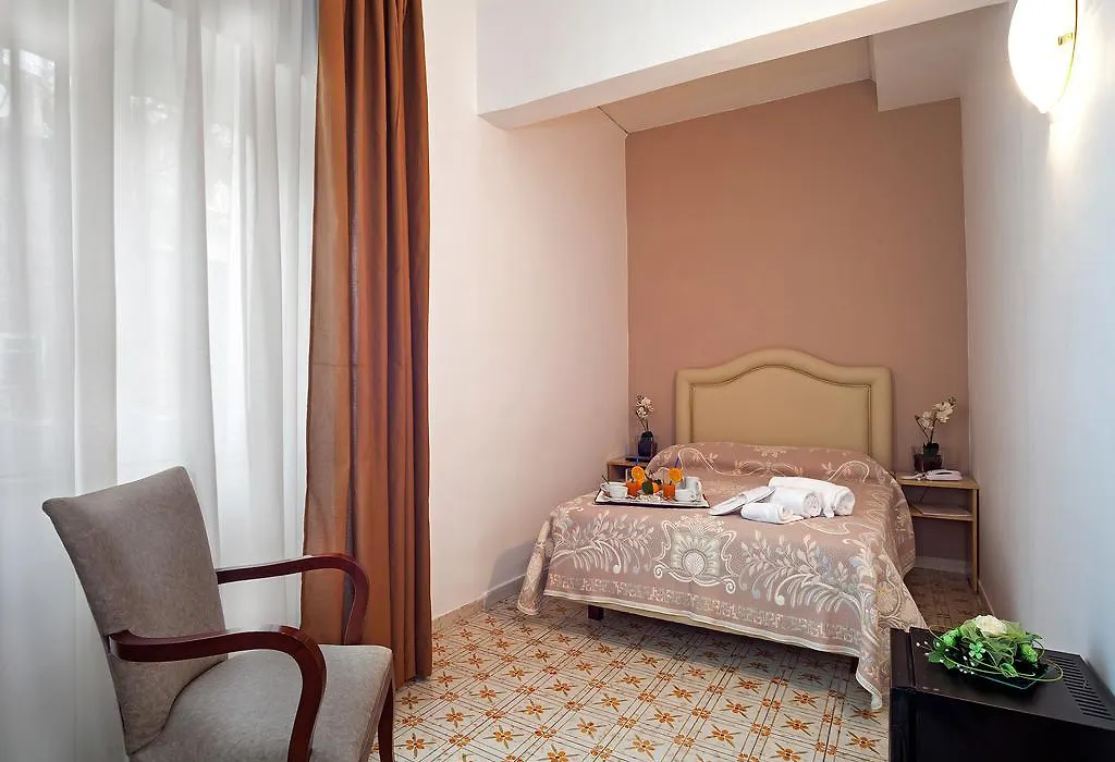 Hotel Caruso-1